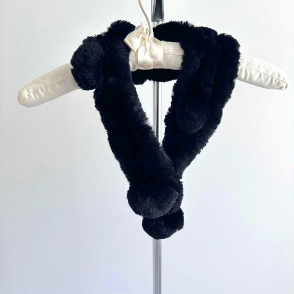 EUC Black Fur Ball Scarf - Picture 1 of 2